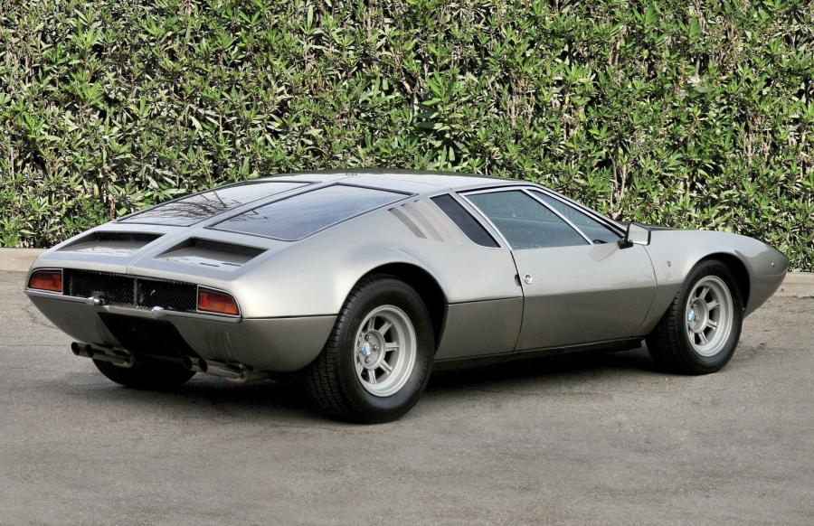  De Tomaso Mangusta 1966 года  (фото 11 из 56)